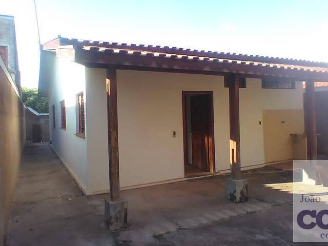 #823 - Casa para Venda em Limeira - SP - 2